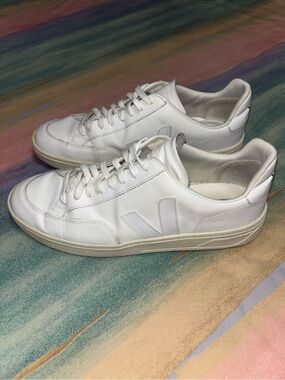VEJA V-12 Leather white sneakers men’s size 12